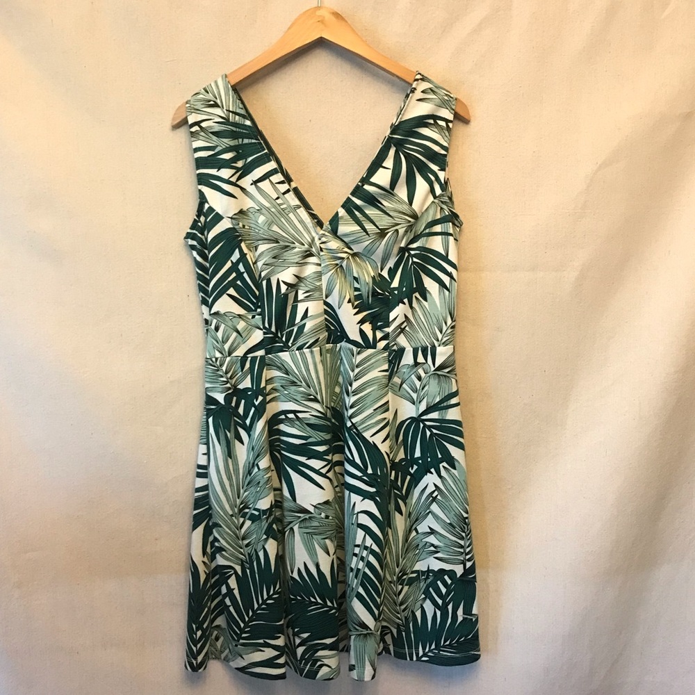 🌴Palm Leaf Dress